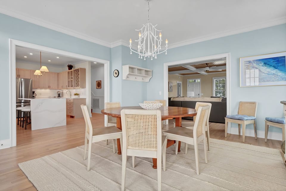 Charming dining room