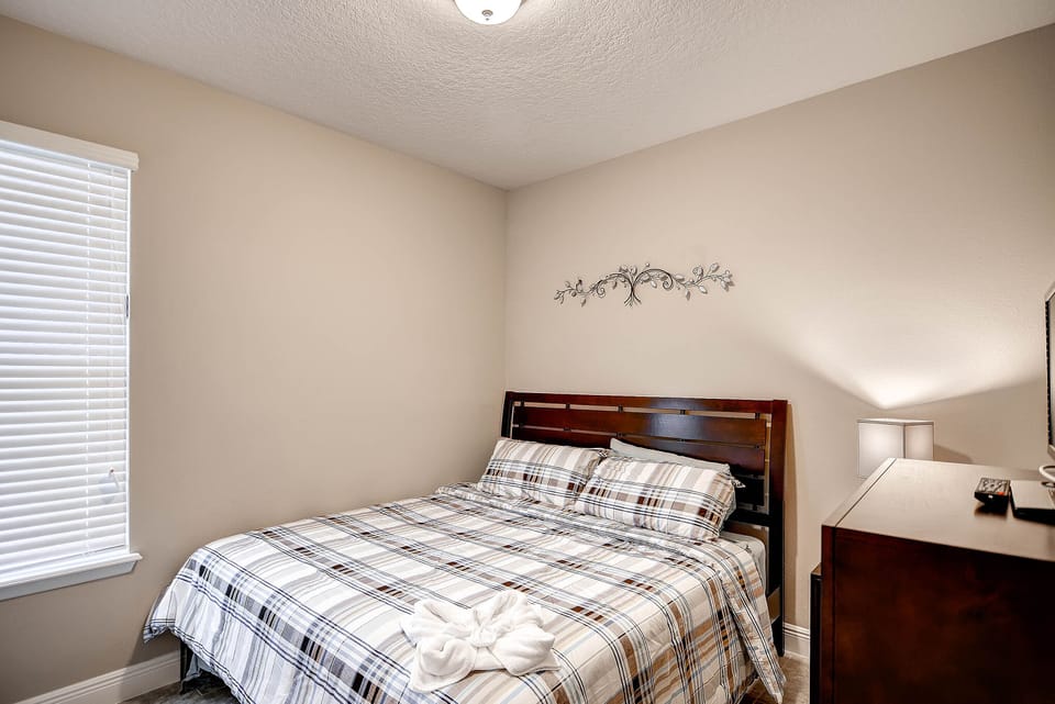 House, 5 Bedrooms | 5 bedrooms, WiFi (free)