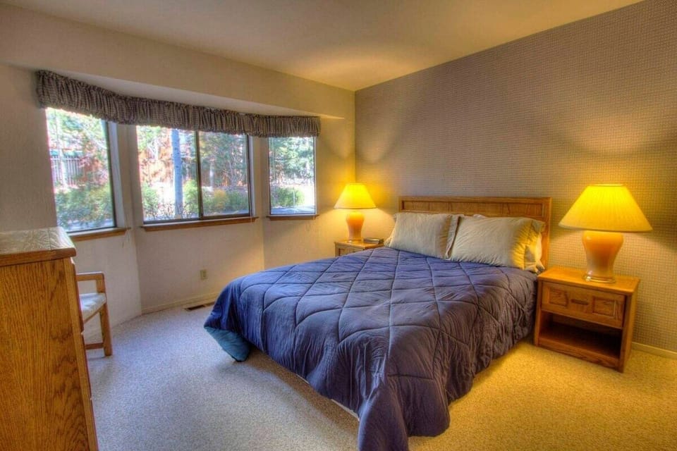 Condo, 3 Bedrooms | 3 bedrooms, free WiFi, bed sheets