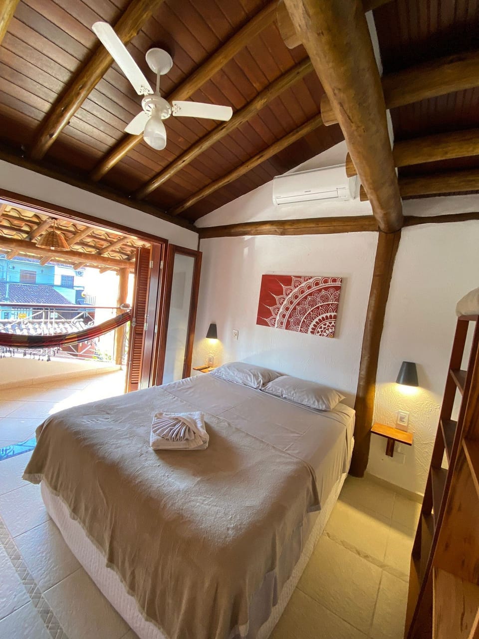 Comfort Double Room | Hypo-allergenic bedding, minibar, desk, laptop workspace