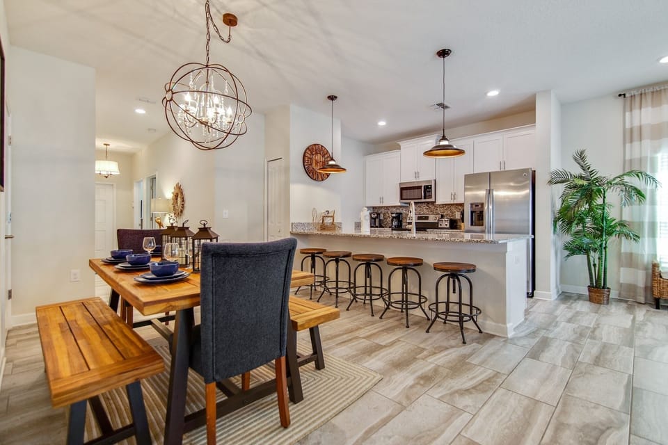 Flooring, Hardwood, Chair, Furniture, Floor