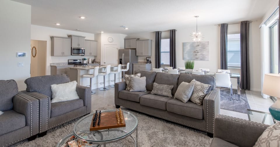 Living Room, Room, Indoors, Furniture, Couch