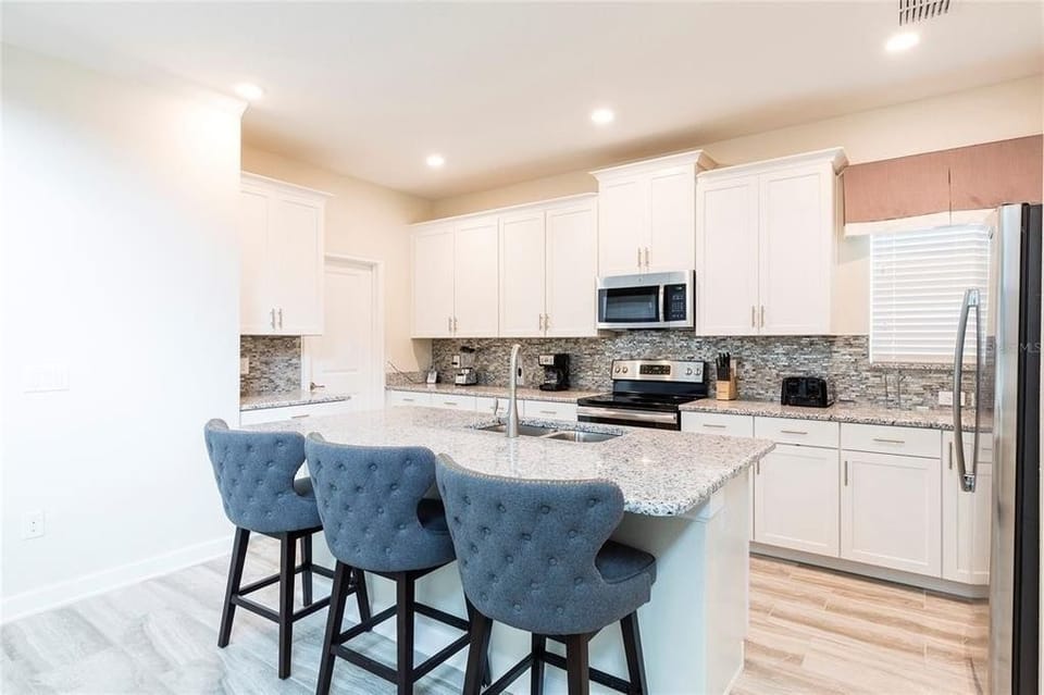 Room, Indoors, Kitchen Island, Kitchen, Chair