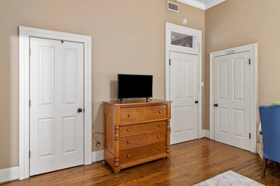 Tv in every room and full walk-in closet