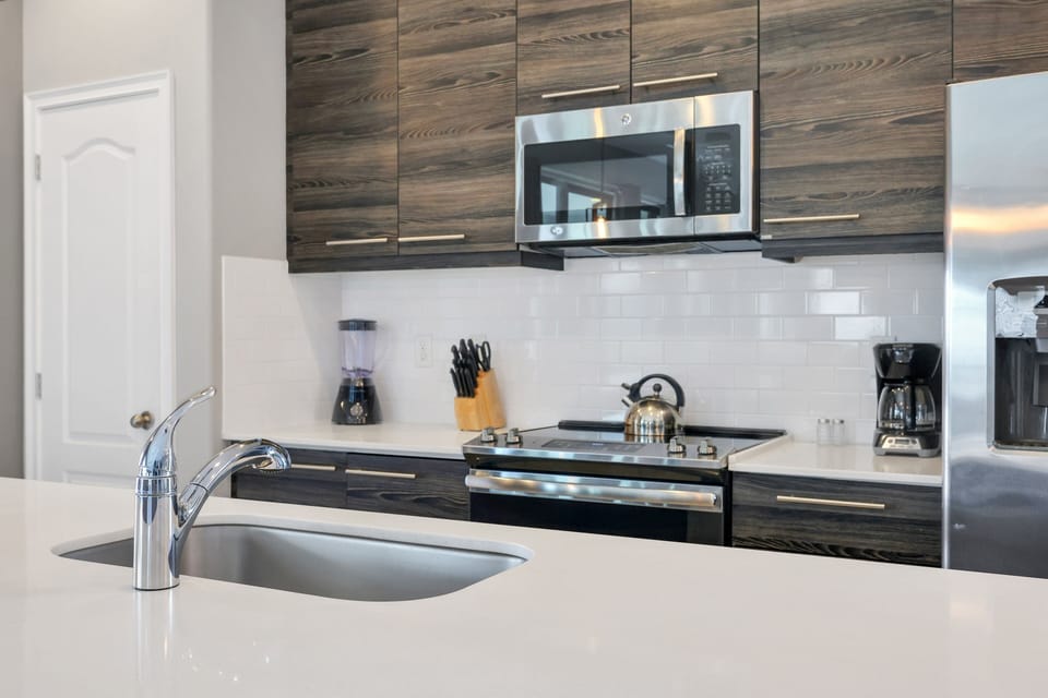 Indoors, Microwave, Oven, Kitchen, Sink