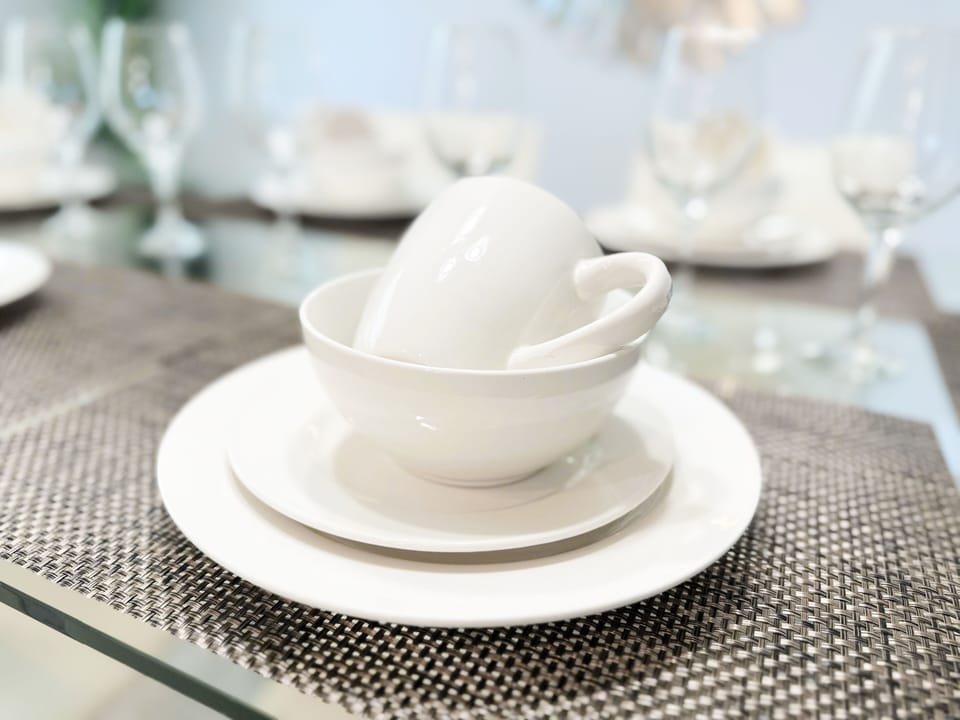 Art, Porcelain, Pottery, Furniture, Table