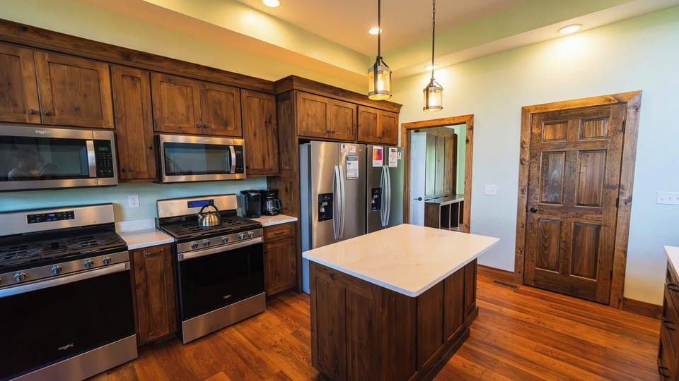 Upper level master suite