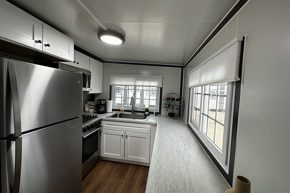 Sofa bed unit 1: Full kitchen