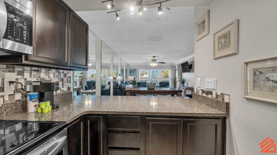 Open counter space!