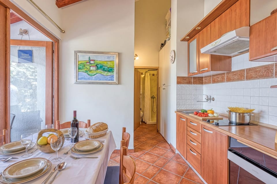 Kitchen and dining area