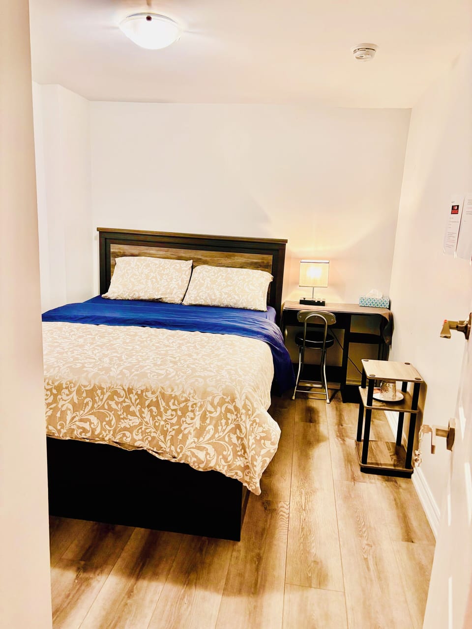 Economy Single Room | Desk, laptop workspace, free WiFi, bed sheets
