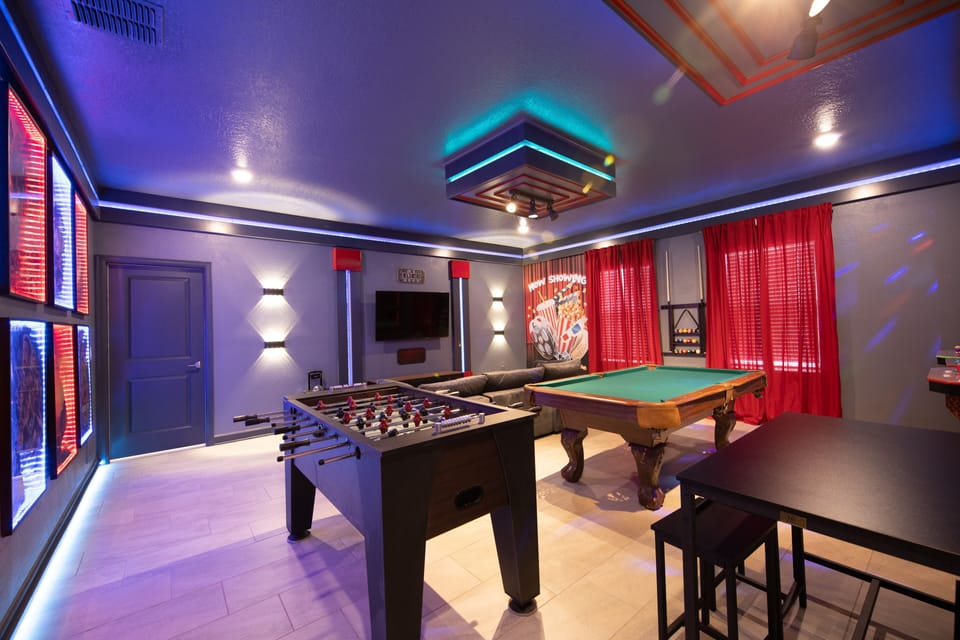 House, Multiple Bedrooms | Billiards
