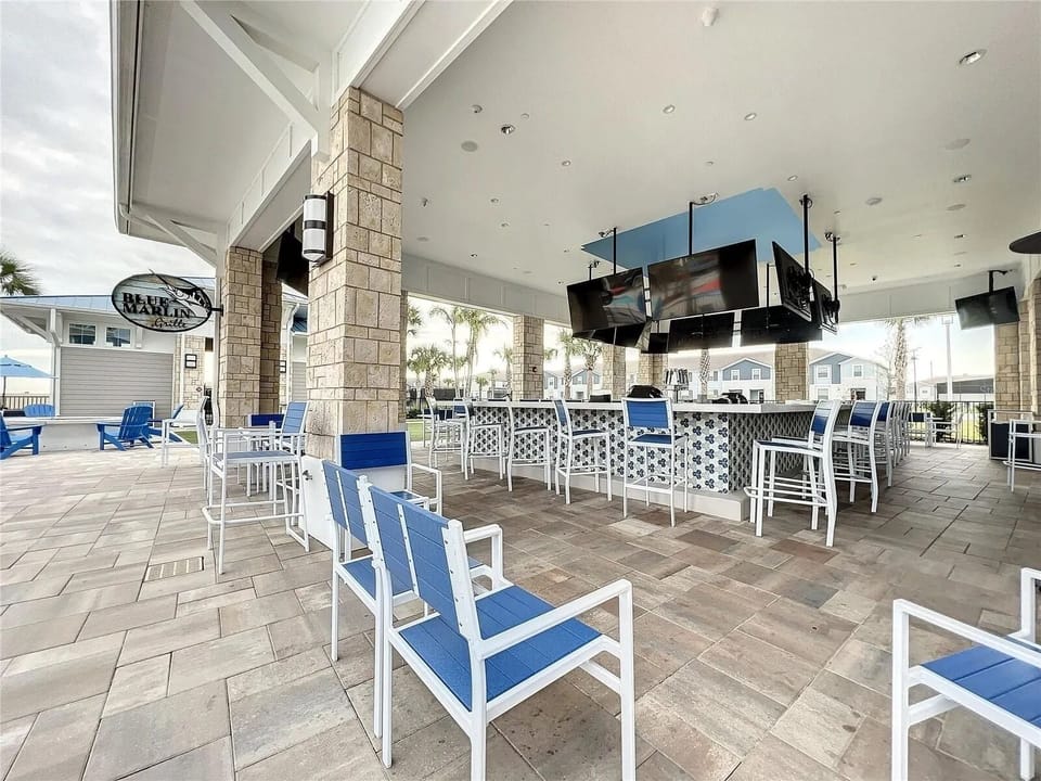 House, Multiple Bedrooms | Outdoor dining