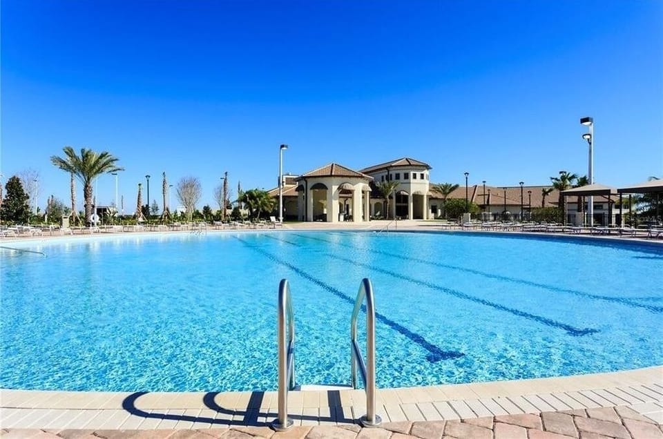 House, 5 Bedrooms | Pool | A heated pool