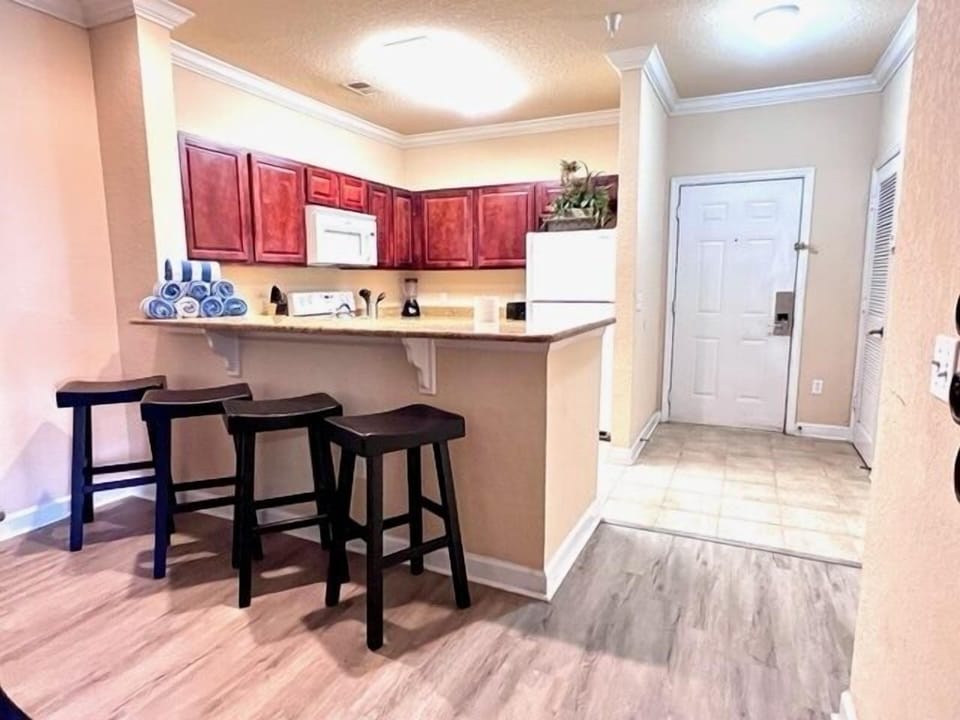 Condo, 3 Bedrooms | Private kitchen | Coffee/tea maker, fridge, oven, toaster