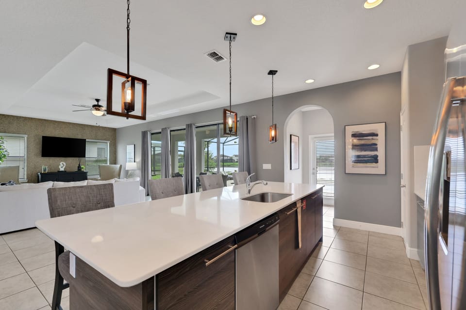 House, 4 Bedrooms | Private kitchen | Coffee/tea maker, fridge, oven, toaster