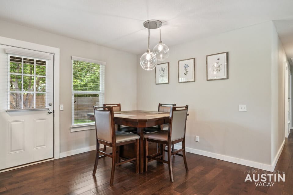 Dining area off of the kitchen