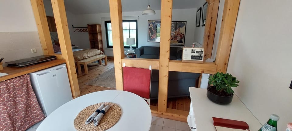 View from dining area to livingroom