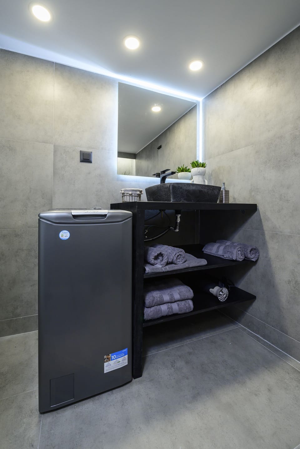 Apartment | Bathroom | Towels