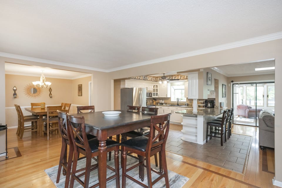 2 tables to accommodate your group 