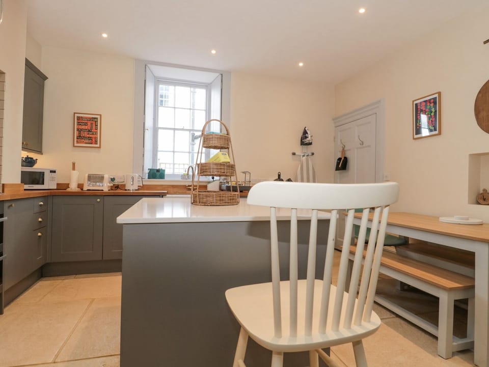 Fridge, dishwasher, electric kettle, toaster