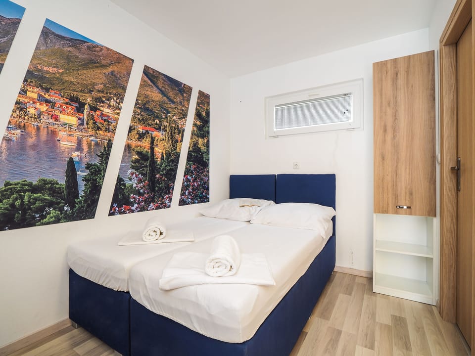 Premium Studio | Free WiFi