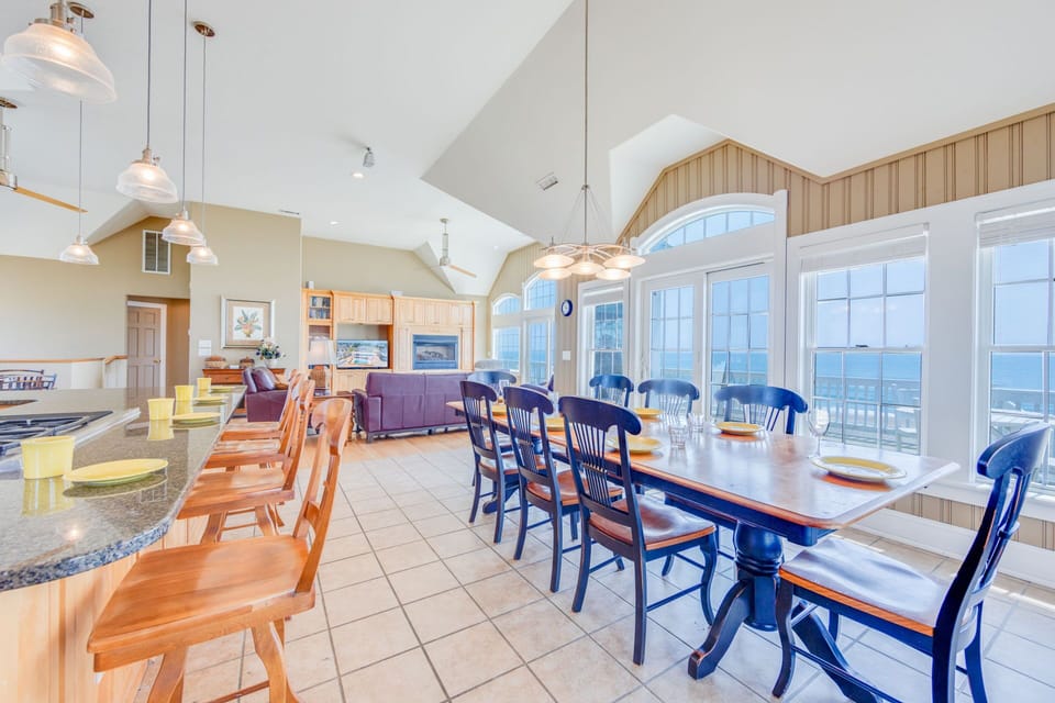 05-Surf-Or-Sound-Realty-1122-Livin the Dream-Dining Room-1