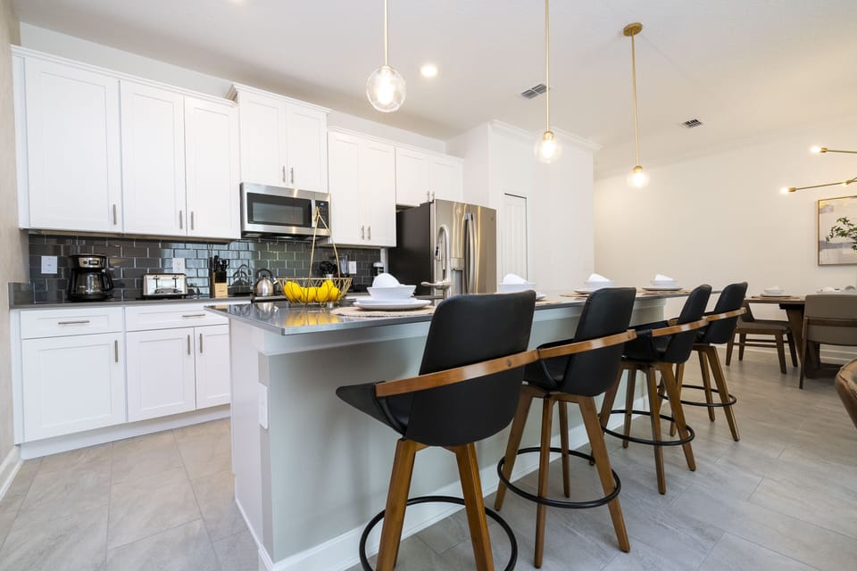 Fully equipped kitchen