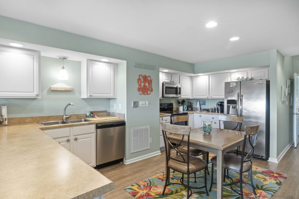 Kitchen/Dining
