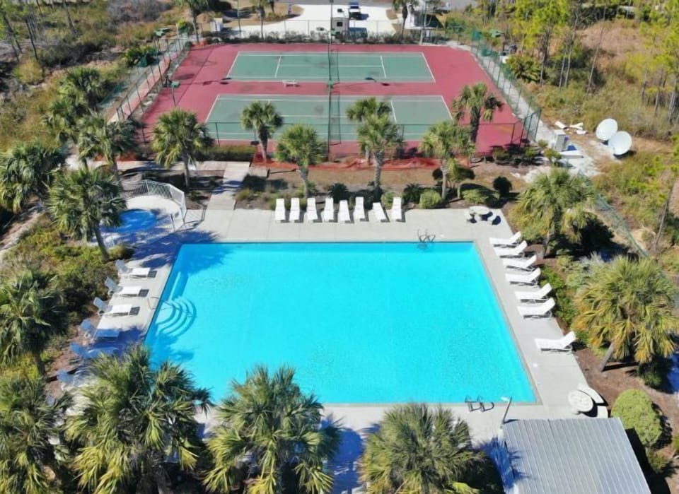 Large Morgantown Pool