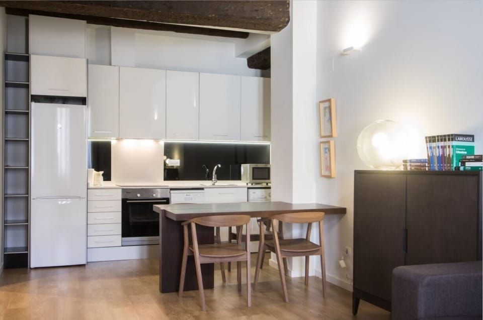 Standard Apartment, 1 Bedroom (R-17) | Private kitchen | Espresso maker, electric kettle