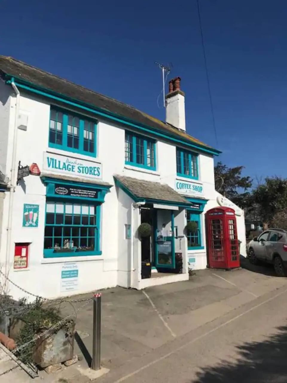 Bantham village store and cafe for all your holiday provisions