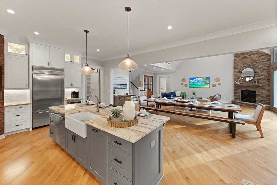 House, Multiple Beds (Northshore Landing) | Private kitchen | Oven, toaster
