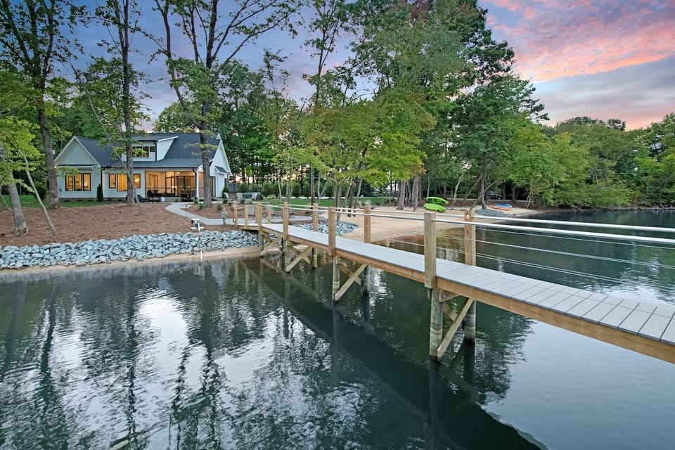 House, Multiple Beds (Hanesbee Escape) | Pool