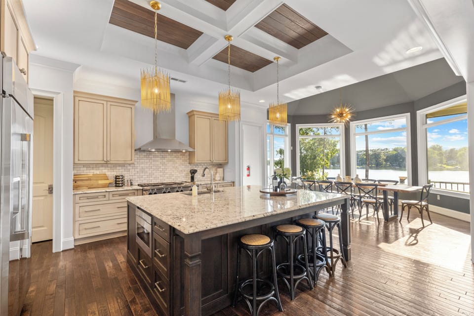 House, Multiple Beds (Mallard Vestige) | Private kitchen | Oven, toaster