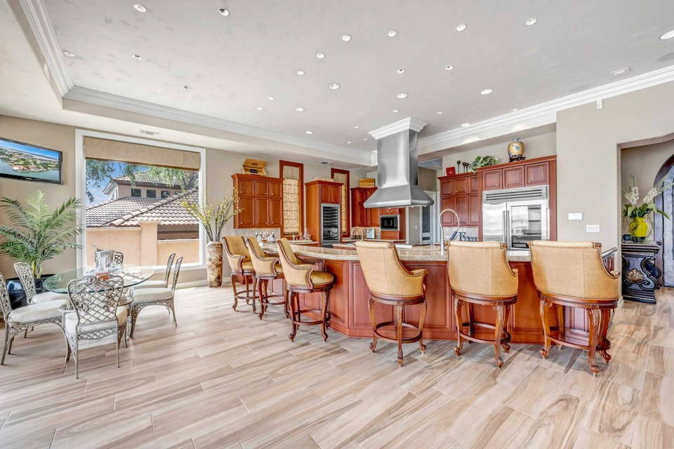 Breakfast Bar Seating