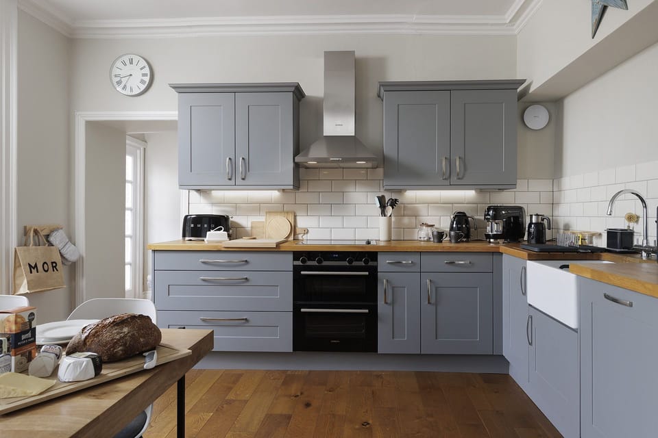 Molls Yard Kitchen - StayCotswold