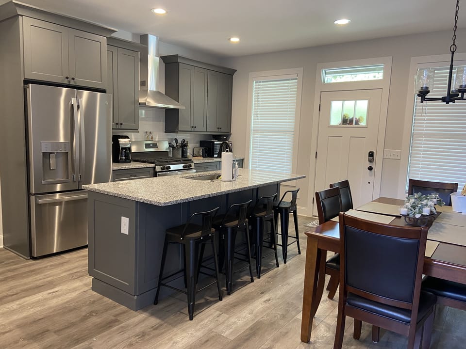 Fully furnished kitchen