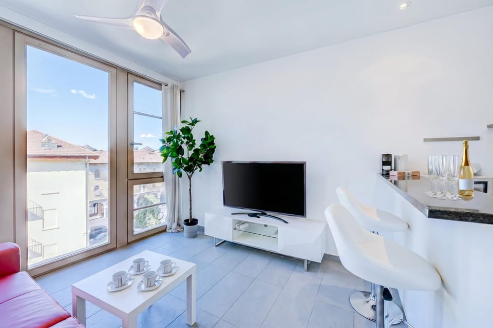 Living and dining room