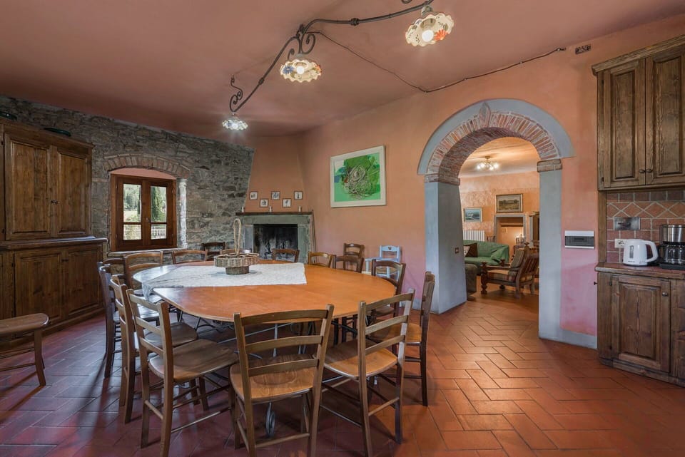 Amenities, Autumn, Dining Room, Room Detail, Spring, Summer