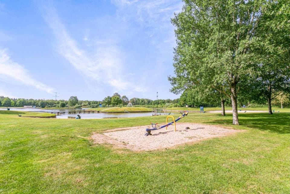 Surroundings [summer] (1-5 km)