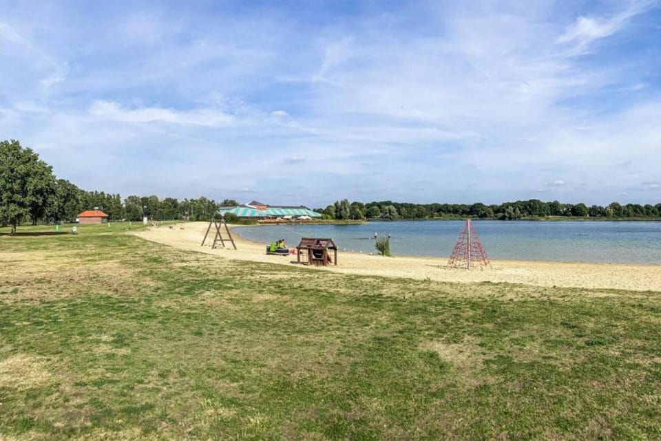 Surroundings [summer] (1-5 km)