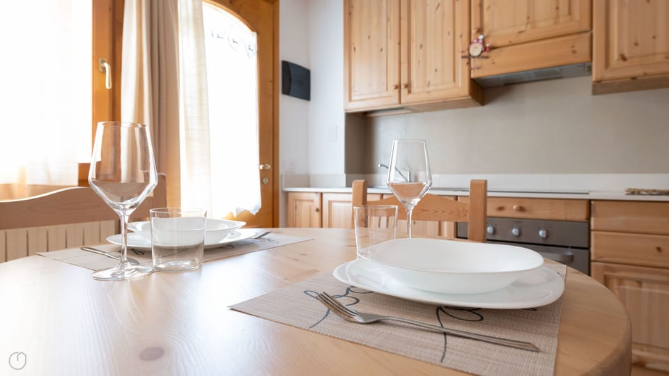 Apartment (1 Bedroom) | Interior