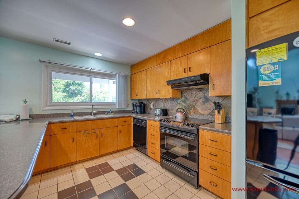 Kitchen II