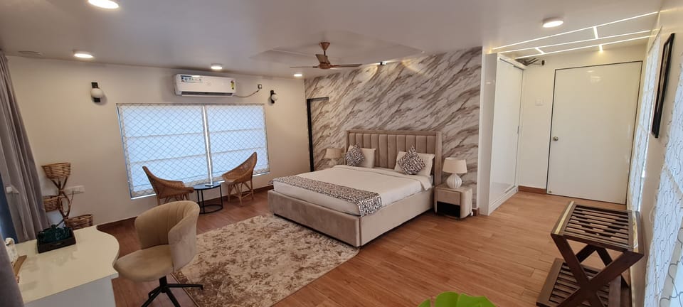 Midnite Alpine | Egyptian cotton sheets, premium bedding, memory foam beds