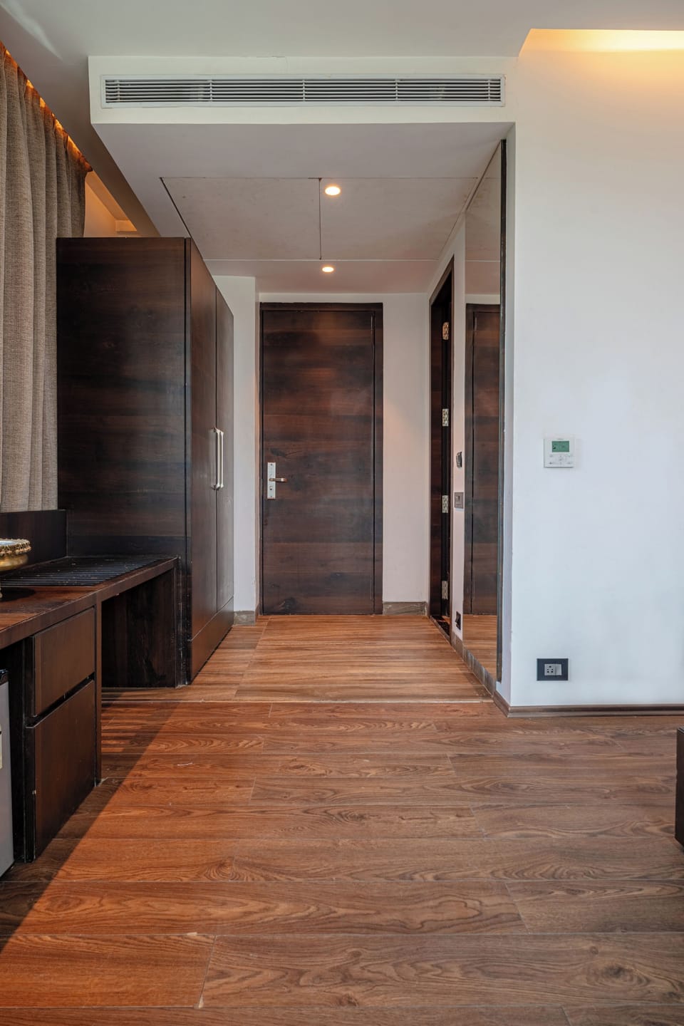 Premium Room, 1 King Bed | Desk, laptop workspace, soundproofing, free WiFi