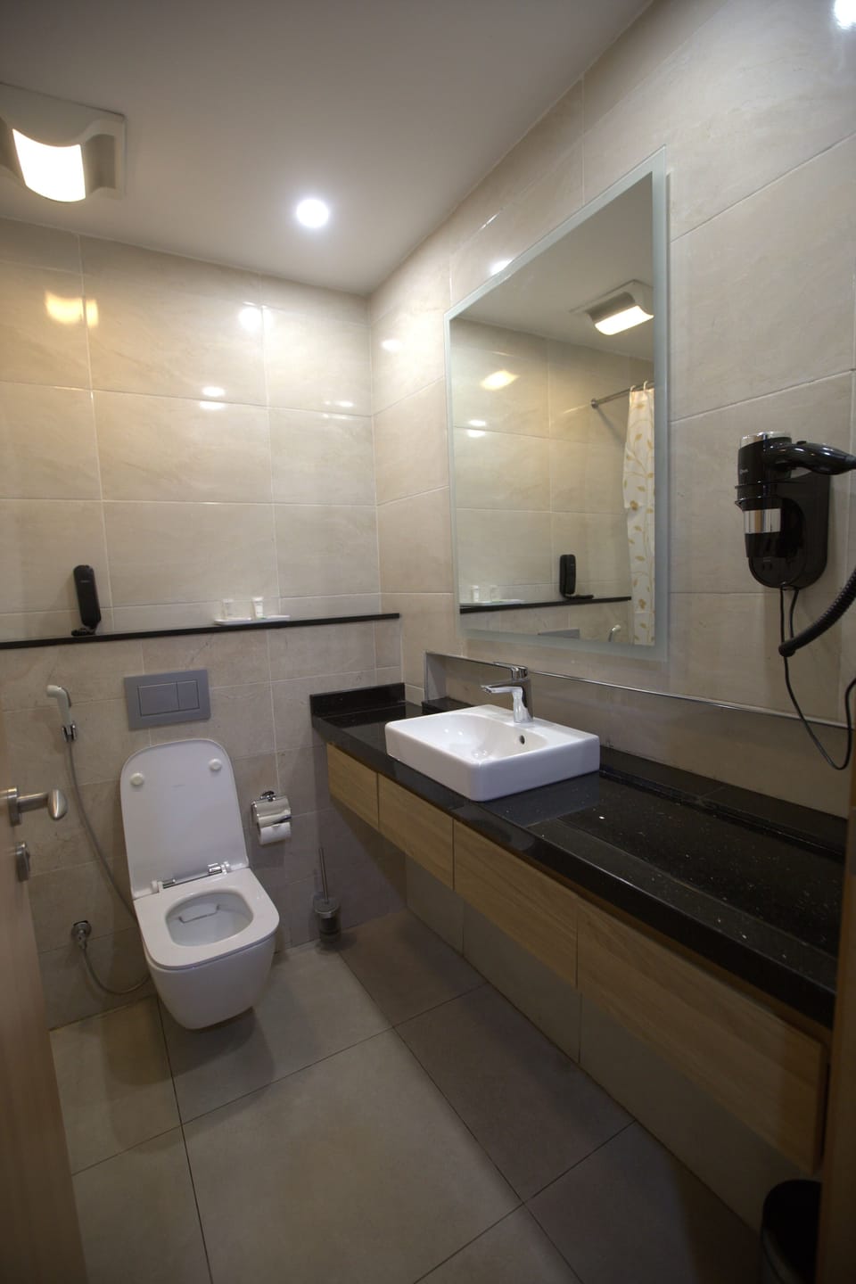 In-room safe, iron/ironing board, free WiFi