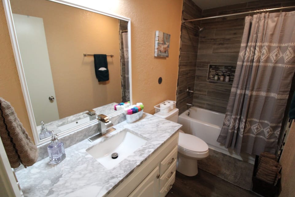 Full bathroom