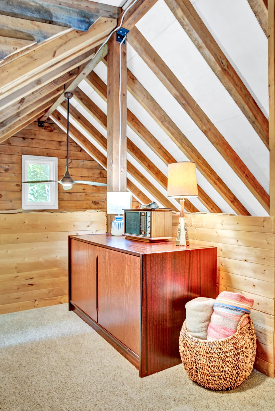 130 Riverwood Lane - Interiors-27