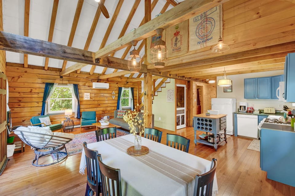 130 Riverwood Lane - Interiors-33